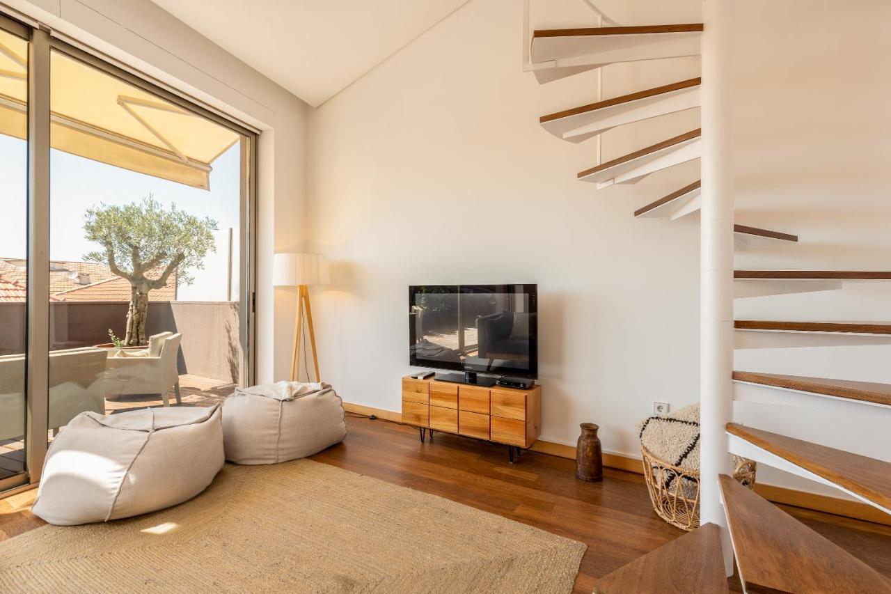 Sunny Loft In Downtown Porto With Private Parking Apartment Exterior photo