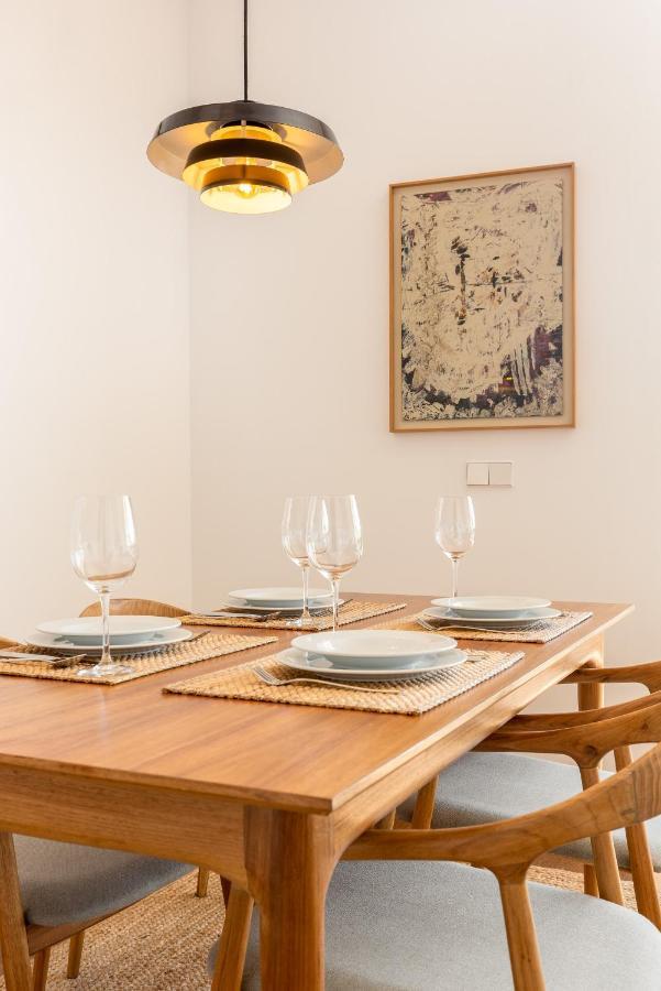 Sunny Loft In Downtown Porto With Private Parking Apartment Exterior photo
