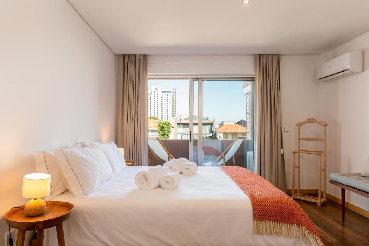 Sunny Loft In Downtown Porto With Private Parking Apartment Exterior photo