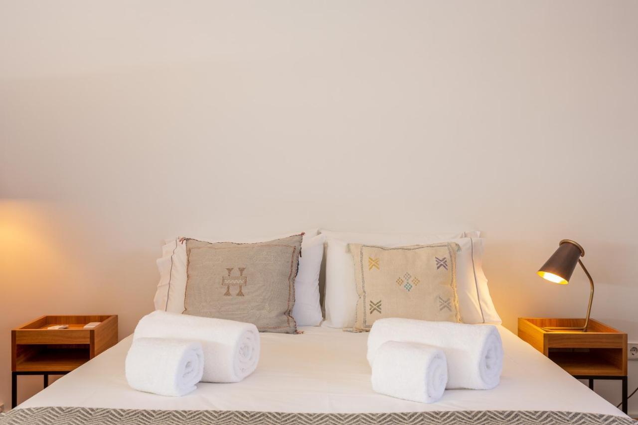 Sunny Loft In Downtown Porto With Private Parking Apartment Exterior photo